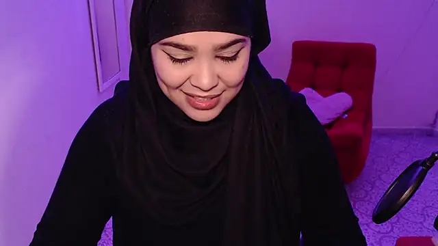 Snapshot of VenussTits97 chatting on November 12, 2025, 4:44 pm VenussTits97 online show from November 12, 2025, 4:44 pm