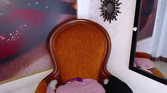 Snapshot of VenussTits97 chatting on February 9, 2025, 7:09 pm VenussTits97 online show from February 9, 2025, 7:09 pm