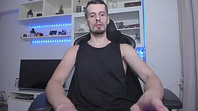 ToddClaytonn online show from October 10, 2025, 6:31 pm