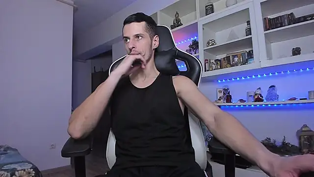 ToddClaytonn online show from January 13, 2025, 2:07 am