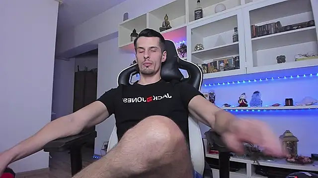 ToddClaytonn online show from January 8, 2025, 4:02 am