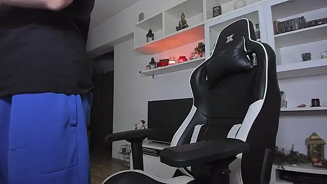 ToddClaytonn online show from January 8, 2025, 1:00 am