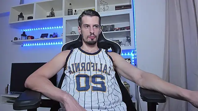 ToddClaytonn online show from October 15, 2025, 7:55 pm