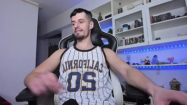 ToddClaytonn online show from February 14, 2025, 12:30 am