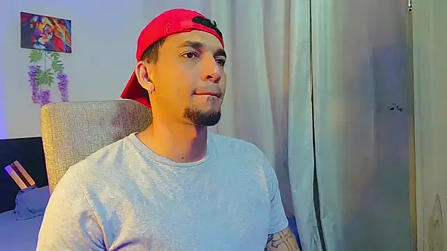 Snapshot of Jeff_Kent2 chatting on October 23, 2025, 1:15 am Jeff Kent2 online show from October 23, 2025, 1:15 am