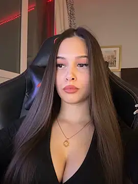 EricaWalls online show from February 8, 2026, 7:11 pm