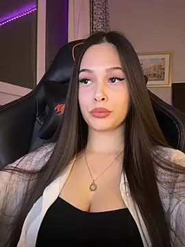 EricaWalls online show from February 4, 2026, 8:26 pm