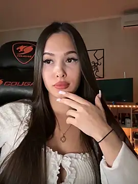 EricaWalls online show from September 16, 2025, 7:04 pm