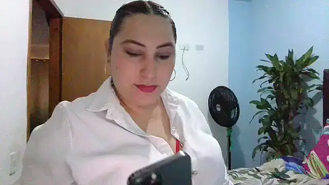 Snapshot of catalina_boobs chatting on February 23, 2026, 4:29 pm catalina boobs online show from February 23, 2026, 4:29 pm