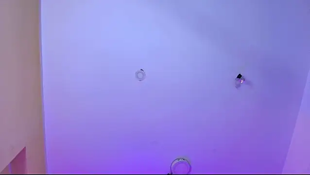 vanelope11 online show from December 14, 2025, 12:33 pm