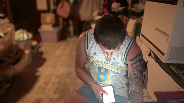 Snapshot of PeytonJohnn chatting on January 17, 2026, 3:32 am PeytonJohnn online show from January 17, 2026, 3:32 am