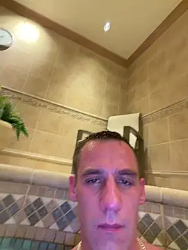 Snapshot of PeytonJohnn chatting on December 15, 2025, 10:04 pm PeytonJohnn online show from December 15, 2025, 10:04 pm