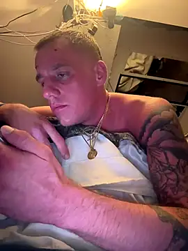 PeytonJohnn online show from September 14, 2025, 4:02 am