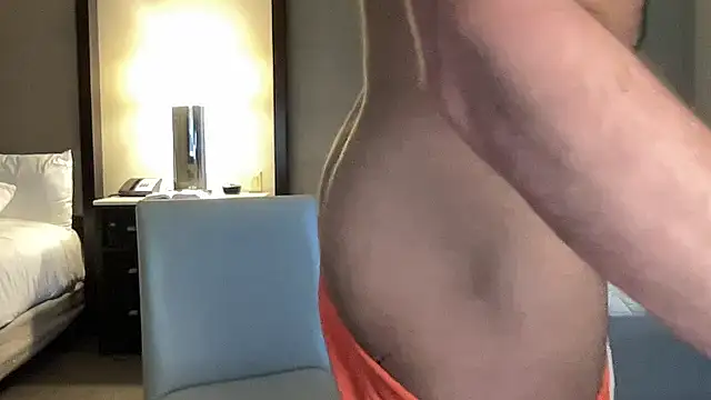 Snapshot of PeytonJohnn chatting on December 14, 2025, 12:33 pm PeytonJohnn online show from December 14, 2025, 12:33 pm