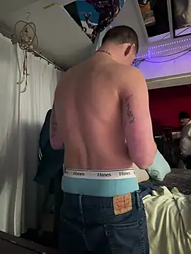 Snapshot of PeytonJohnn chatting on February 10, 2026, 10:31 pm PeytonJohnn online show from February 10, 2026, 10:31 pm