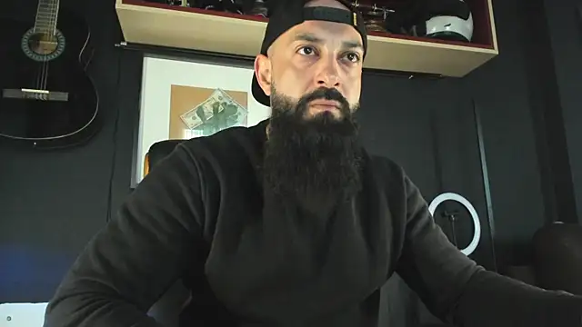 axxelrich  online show from February 11, 2025, 5:47 am