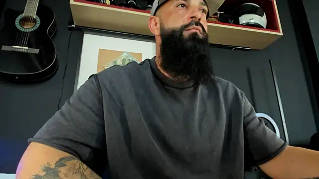 axxelrich  online show from February 4, 2025, 12:22 pm