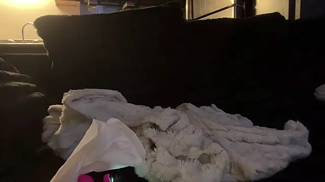 Snapshot of londonsfantasy chatting on November 1, 2025, 9:47 am londonsfantasy online show from November 1, 2025, 9:47 am