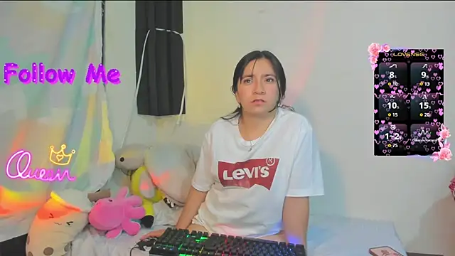 litle mily  online show from April 5, 2026, 12:50 am