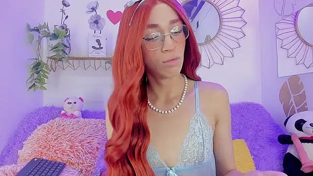 Ariadna Evangeline online show from November 8, 2025, 6:17 am