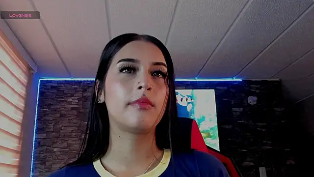 Charlotte greys online show from January 7, 2026, 8:47 pm