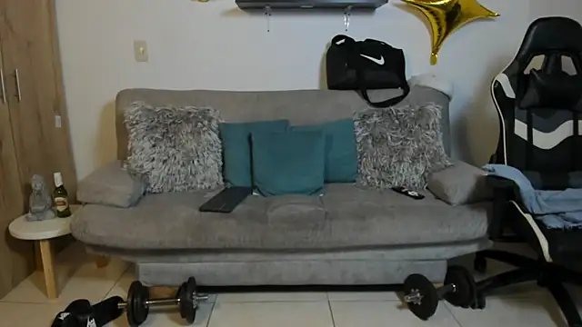 julian wallace online show from December 5, 2025, 5:00 pm