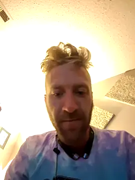 bentoverblonde online show from November 28, 2025, 3:28 am