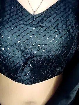 L ucy1 online show from September 23, 2025, 5:42 pm