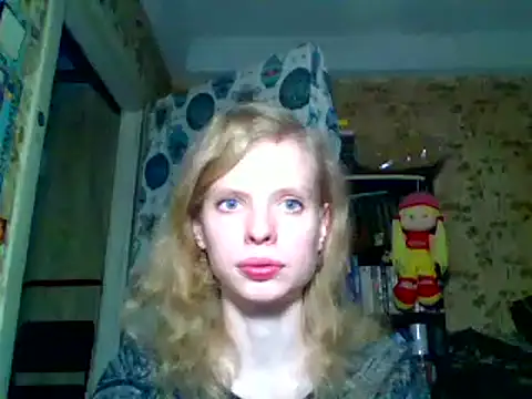 SexyAndYunge online show from December 4, 2024, 1:03 pm