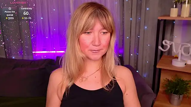 MilaBott online show from March 14, 2025, 7:23 pm