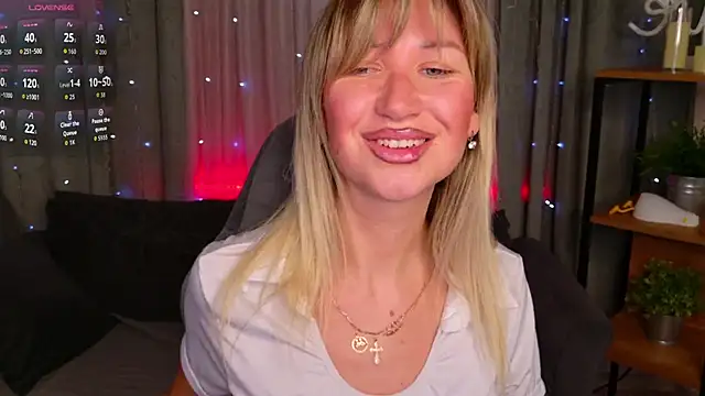 MilaBott online show from April 14, 2026, 7:19 pm