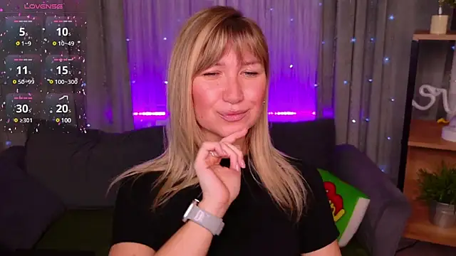 MilaBott online show from March 11, 2025, 6:41 pm