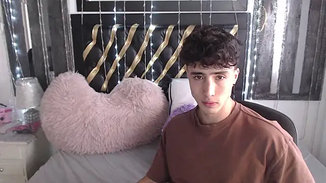 gojo satoru 18 online show from March 20, 2025, 3:14 pm