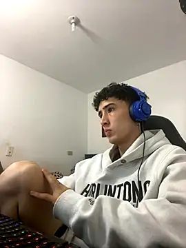 gojo satoru 18 online show from October 3, 2025, 2:40 pm