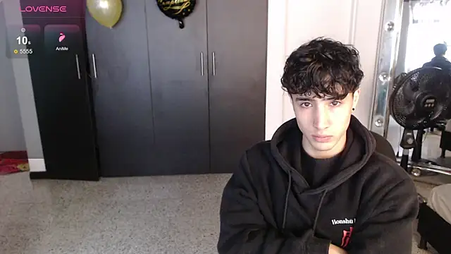 gojo satoru 18 online show from March 10, 2025, 11:45 am