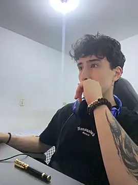 gojo satoru 18 online show from March 14, 2026, 11:00 pm