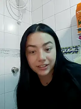 Snapshot of helena_smith chatting on March 13, 2025, 6:45 pm helena smith online show from March 13, 2025, 6:45 pm