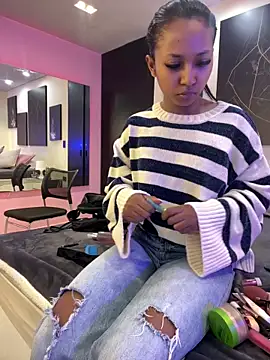 GabrielaLugo online show from February 20, 2026, 11:45 am