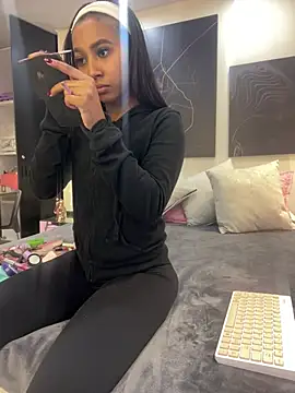 GabrielaLugo online show from February 25, 2026, 11:54 am