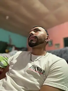 SAUVAGE333 online show from January 27, 2025, 3:47 am