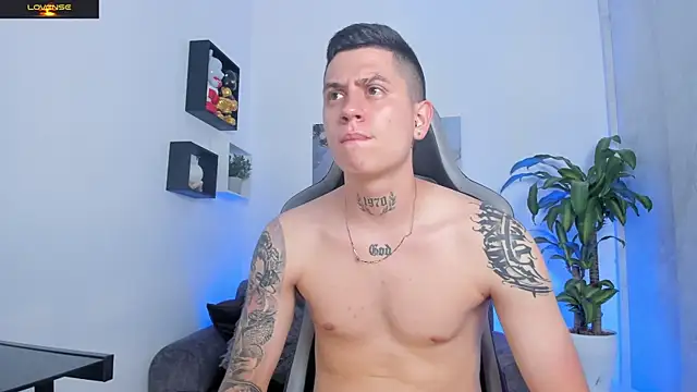 Yeiko Romero  online show from September 22, 2025, 2:50 am