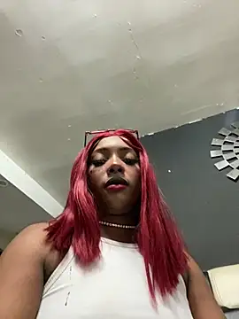 TIFFANYYSTAR online show from January 13, 2026, 6:23 pm