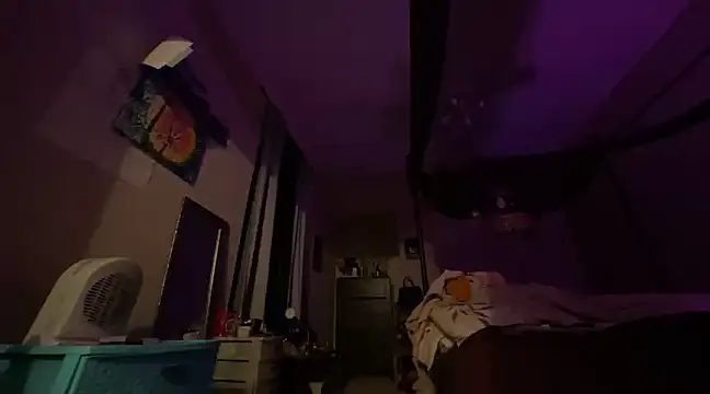 wynterheat online show from March 13, 2025, 6:48 am