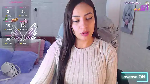 Snapshot of Paulina_627 chatting on April 5, 2026, 5:41 pm Paulina 627 online show from April 5, 2026, 5:41 pm