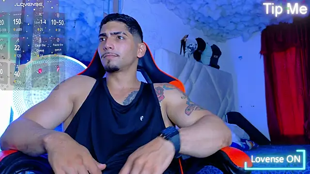 Rich boy01 online show from October 14, 2025, 5:02 pm