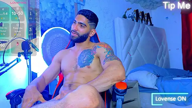 Rich boy01 online show from March 21, 2026, 4:44 pm