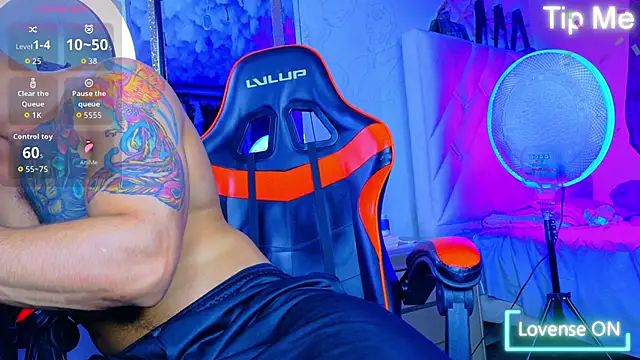 Rich boy01 online show from March 28, 2026, 3:29 am