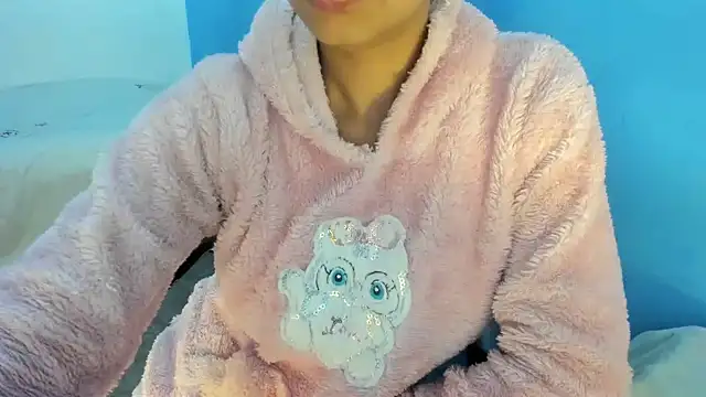 aarjulove online show from January 7, 2026, 11:37 am