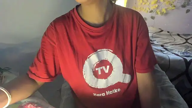 Snapshot of aarjulove chatting on June 2, 2026, 4:23 am aarjulove online show from June 2, 2026, 4:23 am