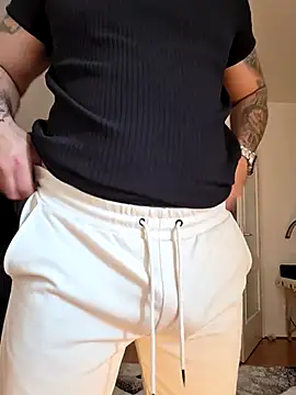 tikitaka97 online show from April 4, 2026, 8:32 am